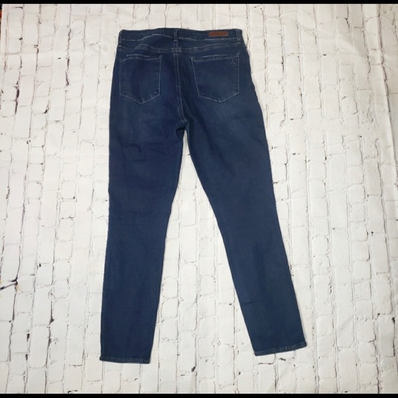 Articles of Society Dark Wash Skinny Jeans Stretchy High Waisted Rise Trendy - Picture 2 of 3